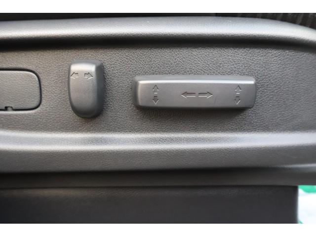 オデッセイ アブソルート・ＥＸ　４ＷＤ　純正１０インチナビ　マルチビューモニター　フルセグＴＶ　両側パワースライド　ＥＴＣ　ハーフレザー　パワーシート　シートヒーター　ホンダセンシング　ＬＥＤヘッドライト（38枚目）