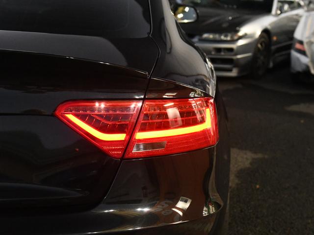 A5スポーツバック 2.0TFSIクワトロ 2.0TFSIクワトロ(4名)パワステ/パワーウィンドウ/シートヒーター/クルーズコントロール/スマートキー/キーレス/ETC/電動シート/パドルシフト/クルーズコントロール(13枚目)