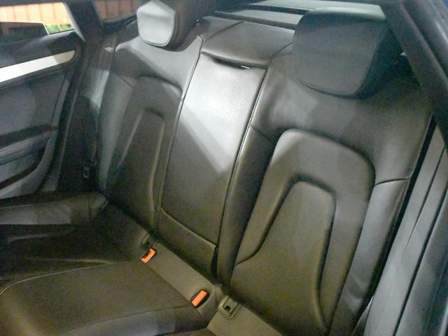 A5スポーツバック 2.0TFSIクワトロ 2.0TFSIクワトロ(4名)パワステ/パワーウィンドウ/シートヒーター/クルーズコントロール/スマートキー/キーレス/ETC/電動シート/パドルシフト/クルーズコントロール(50枚目)