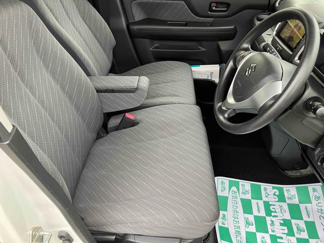 スペーシア Ｘ　全周囲カメラ　両側スライド・片側電動　ナビ　ＴＶ　レーンアシスト　衝突被害軽減システム　オートライト　スマートキー　アイドリングストップ　シートヒーター　ベンチシート　ＣＶＴ　盗難防止システム　ＡＢＳ（13枚目）