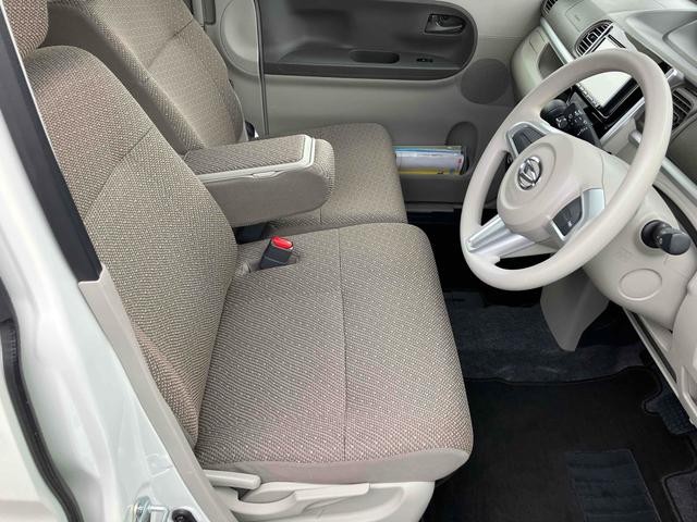 タント Ｘ　ＥＴＣ　両側スライド・片側電動　ＴＶ　衝突被害軽減システム　オートマチックハイビーム　スマートキー　アイドリングストップ　電動格納ミラー　シートヒーター　ベンチシート　ＣＶＴ　盗難防止システム　ＡＢＳ（12枚目）