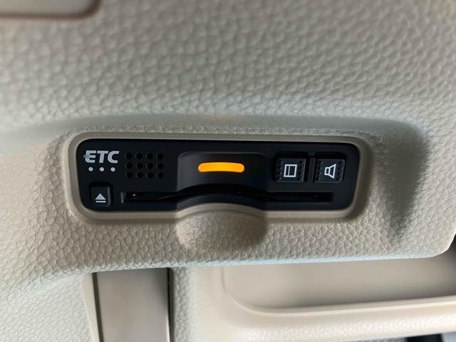 今では必需品のＥＴＣも付いております。高速道路での出入りもスムーズ。渋滞緩和にもなりエコにも繋がります。