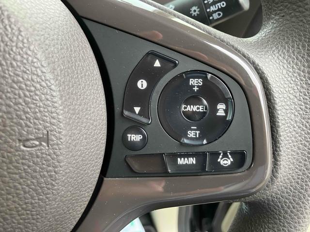長距離に大活躍のオートクルーズコントロールになります。１度使ってしまうと手放せなくなる快適装備です。ぜひ体感してください。
