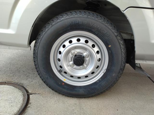 キャリイトラック KCエアコン・パワステ農繁仕様 4WD 5MT デフロック エアコン パワステ パワーウィンドウ 作業灯 コーナーセンサー 副変速機付 農繁(9枚目)