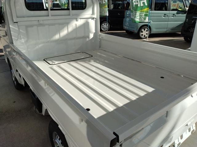 キャリイトラック ＫＣ　届出済未使用車　４ＷＤ　ＡＴ　コーナーセンサー　エアコン　パワステ　パワーウィンドウ　キーレス　オートライト　横滑り防止　車検令和９年１０月（14枚目）