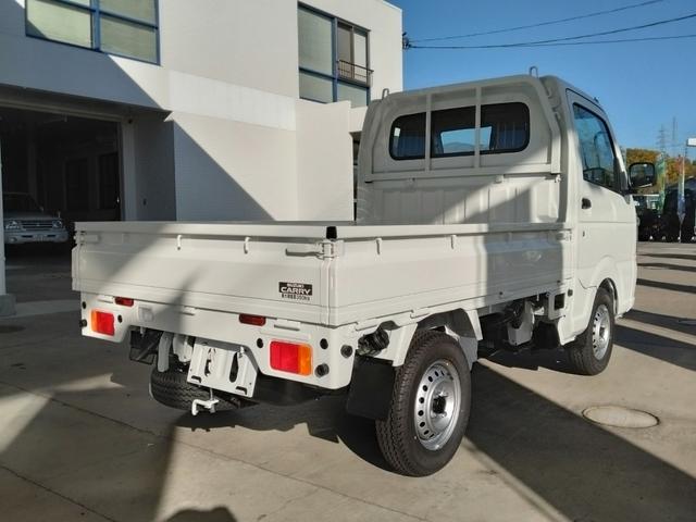 キャリイトラック ＫＣ　届出済未使用車　４ＷＤ　ＡＴ　コーナーセンサー　エアコン　パワステ　パワーウィンドウ　キーレス　オートライト　横滑り防止　車検令和９年１０月（39枚目）