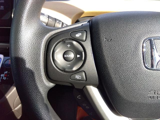 フリードハイブリッド ハイブリッド・Ｇホンダセンシング　ワンオーナー　４ＷＤ　衝突軽減ブレーキ　純正ナビ＆フルセグＴＶ＆バックカメラ　両面パワースライドドア　前席シートヒーター　車検令和８年１１月（11枚目）