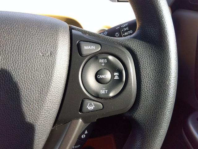 フリードハイブリッド ハイブリッド・Ｇホンダセンシング　ワンオーナー　４ＷＤ　衝突軽減ブレーキ　純正ナビ＆フルセグＴＶ＆バックカメラ　両面パワースライドドア　前席シートヒーター　車検令和８年１１月（12枚目）