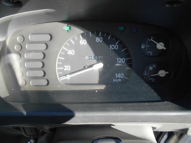 ハイゼットトラック スペシャル ワンオーナー 5速MT パートタイム4WD 走行10,570km 車検令和9年4月 純正12インチホイール ハロゲンヘッドライト(12枚目)
