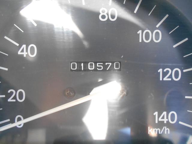 ハイゼットトラック スペシャル ワンオーナー 5速MT パートタイム4WD 走行10,570km 車検令和9年4月 純正12インチホイール ハロゲンヘッドライト(13枚目)