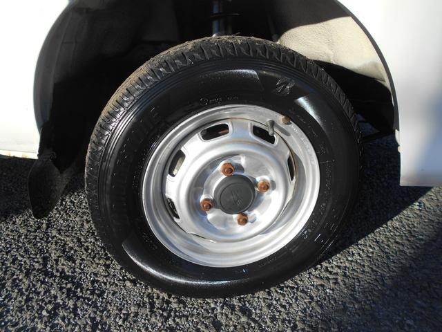 ハイゼットトラック スペシャル ワンオーナー 5速MT パートタイム4WD 走行10,570km 車検令和9年4月 純正12インチホイール ハロゲンヘッドライト(31枚目)