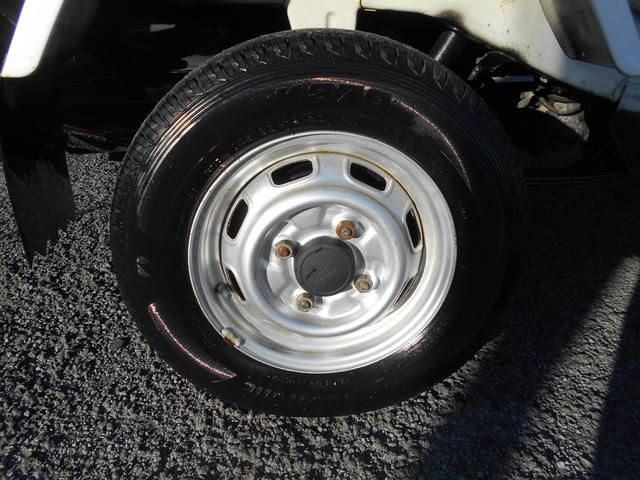 ハイゼットトラック スペシャル ワンオーナー 5速MT パートタイム4WD 走行10,570km 車検令和9年4月 純正12インチホイール ハロゲンヘッドライト(33枚目)
