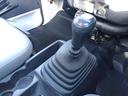 【５速ＭＴ】操作性の良いフロアＭＴシフトです。