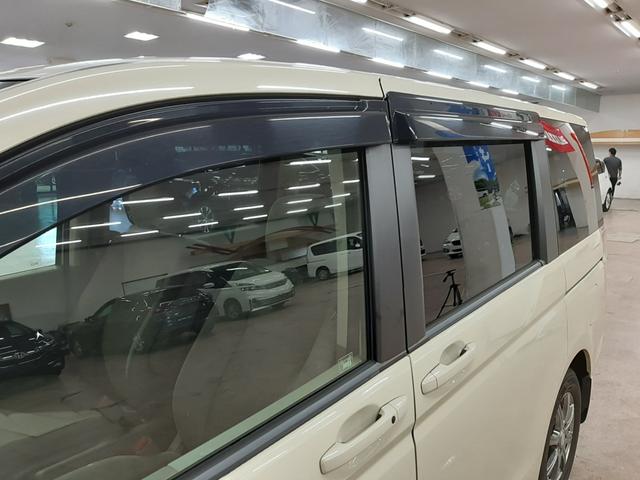 G コンフォートセレクション Bluetooth対応HDDナビゲーション 両側電動スライドドア 禁煙車 フルセグTV ETC車載器 HIDライト 社外15インチアルミホイール ドアミラーウインカー(42枚目)
