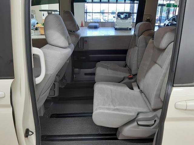 G コンフォートセレクション Bluetooth対応HDDナビゲーション 両側電動スライドドア 禁煙車 フルセグTV ETC車載器 HIDライト 社外15インチアルミホイール ドアミラーウインカー(67枚目)