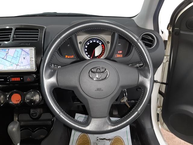 イスト １５０Ｇ　４ＷＤ　禁煙車　ドライブレコーダー　純正メモリーナビ　バックカメラ　ＥＴＣ車載器ワンセグＴＶ　ヘッドライト　フォグ　純正１６インチアルミホイール　電動格納ミラー　ドアミラーウインカー（10枚目）