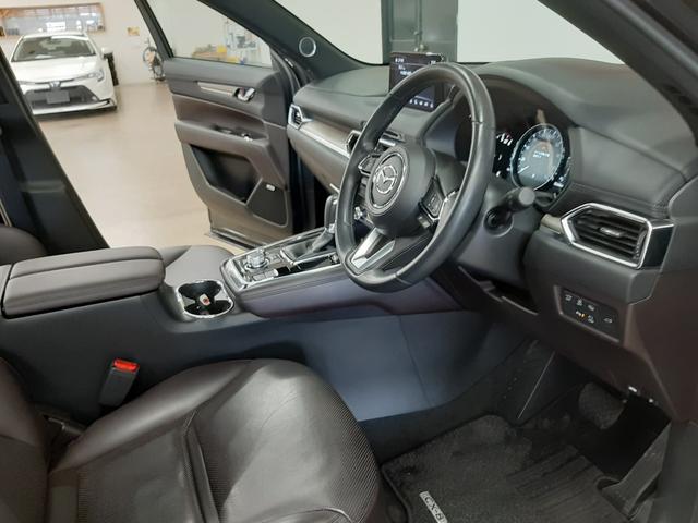 ＣＸ－８ ＸＤ　Ｌパッケージ　４ＷＤ　サンルーフ　茶革電動シート全周囲カメラ　シートベンチレーター　シートヒーター　ハンドルヒーター　ＢＯＳＥ　ナビＴＶ　ブラインドスポットモニター　パーキングセンサー　レーンキープ（11枚目）