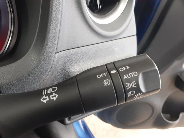 ノート Ｘ　ＦＯＵＲ　４ＷＤ　ナビ　フルセグＴＶ　バックカメラ　衝突軽減ブレーキ　オートライト　インテリジェントキー　Ｂｌｕｅｔｏｏｔｈオーディオ（5枚目）