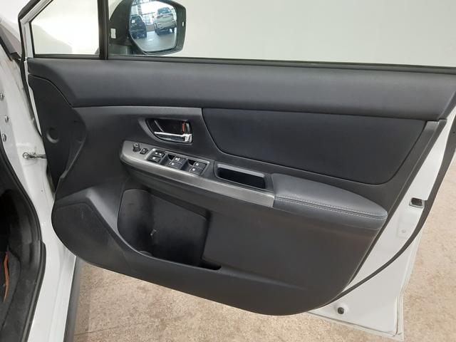 ＸＶ ２．０ｉ－Ｌ　アイサイト　４ＷＤ　１オーナー　レーダークルコン　ナビ　フルセグＴＶ　バックカメラ　電動シート　ルーフレール　オートライト　ＨＩＤ　前後フォグ　前ガラス熱線　Ｂｌｕｅｔｏｏｔｈオーディオ　ビルトインＥＴＣ車載器（33枚目）