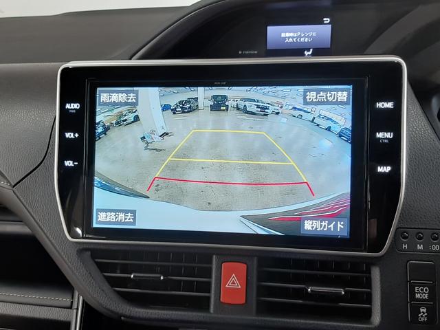 エスクァイア Ｇｉ　プレミアムパッケージ　ブラックテーラード　４ＷＤ　後期　フリップダウンモニター　１０インチナビＴＶ　バックカメラ　クルーズコントロール　シートヒーター　ハンドルヒーター　両側電動スライド　ＬＥＤフォグ　ＬＥＤヘッドライト　ドラレコ　７人（4枚目）