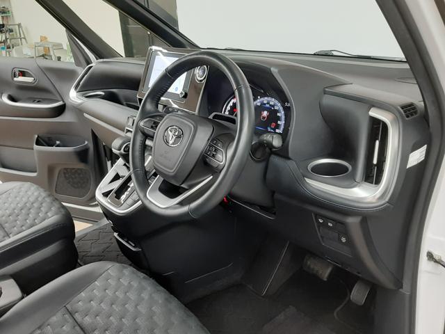 TOYOTA VOXY S-Z Best Japan Spec Recon Car for Import Malaysia