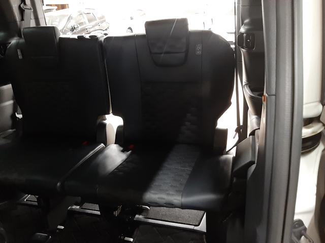 TOYOTA VOXY S-Z Best Japan Spec Recon Car for Import Malaysia