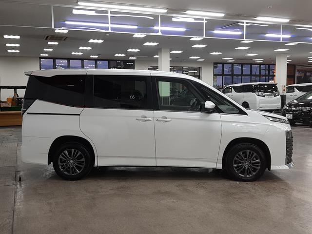 TOYOTA VOXY S-Z Best Japan Spec Recon Car for Import Malaysia