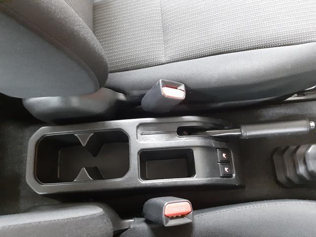 ジムニー XC 4WD 副変速機 リモコンエンスタ クルーズコントロール ナビ フルセグTV バックカメラ 衝突軽減ブレーキ シートヒーター LEDヘッドライト スマートキー Bluetoothオーディオ(27枚目)