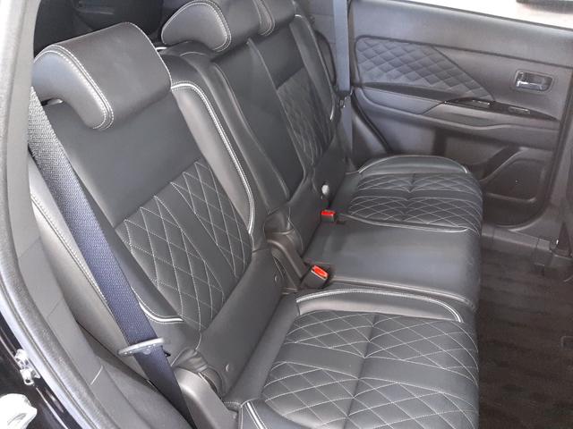 MITSUBISHI OUTLANDER PHEV G PREMIUM PACKAGE