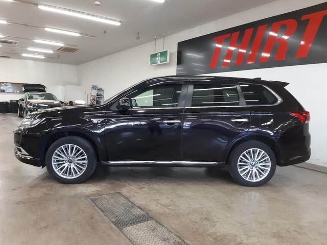 MITSUBISHI OUTLANDER PHEV G PREMIUM PACKAGE