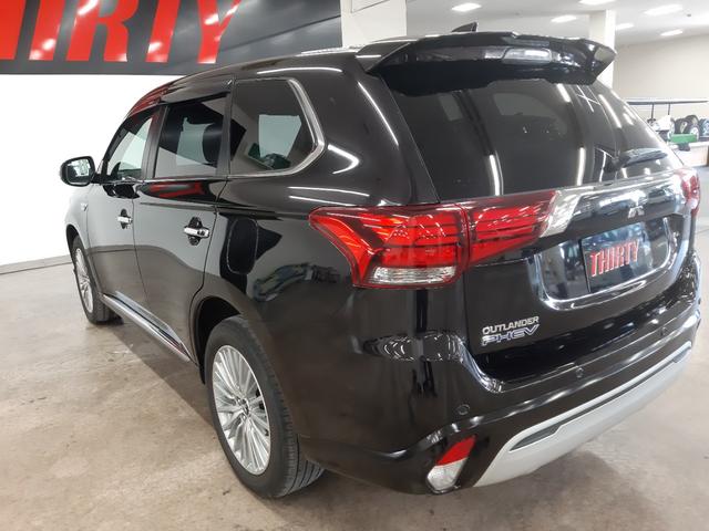 MITSUBISHI OUTLANDER PHEV G PREMIUM PACKAGE