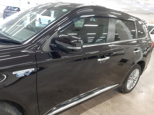 MITSUBISHI OUTLANDER PHEV G PREMIUM PACKAGE