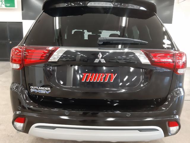 MITSUBISHI OUTLANDER PHEV G PREMIUM PACKAGE