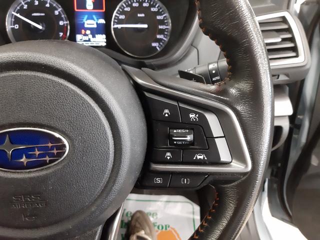 ＸＶ ２．０ｉ－Ｓ　アイサイト　ブラックレザーセレクション　４ＷＤ　禁煙車　特別仕様車　アイサイトｖｅｒ３　純正ＳＤナビ　バックカメラ　ＥＴＣ　レザーシート　ドラレコ　ＢＳＭ　シートヒーター　ナノイー（3枚目）