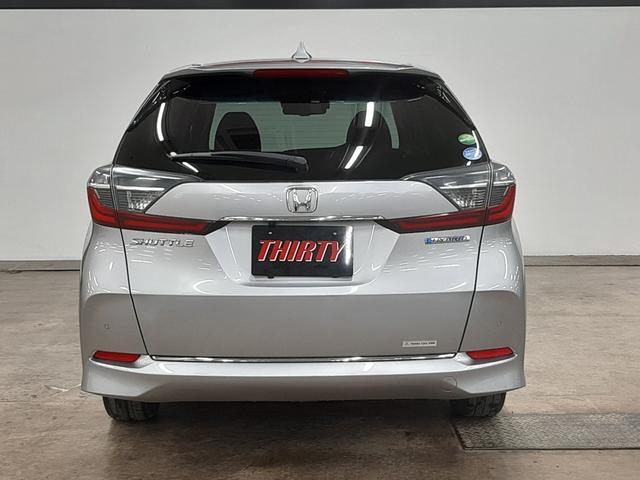 シャトル ハイブリッドX ホンダセンシング 4WD レーダークルコン リモコンエンスタ 前後ドライブレコーダー ナビ フルセグTV バックカメラ シートヒーター オートライト LEDフォグ LEDヘッドライト 前ガラス熱線 パドルシフト(18枚目)