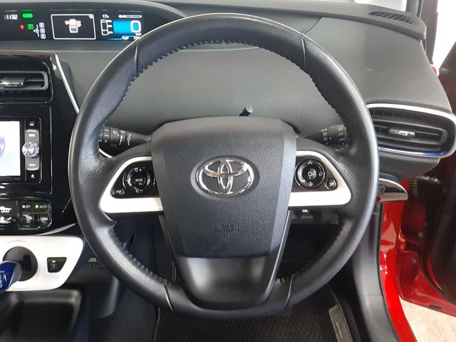 プリウス Sツーリングセレクション 4WD 寒冷地仕様 社外エアロ リモコンエンジンスターター 黒革シート シートヒーター ナビ フルセグTV バックカメラ ドライブレコーダー 前ガラス熱線 LEDヘッドライト LEDフォグ(10枚目)