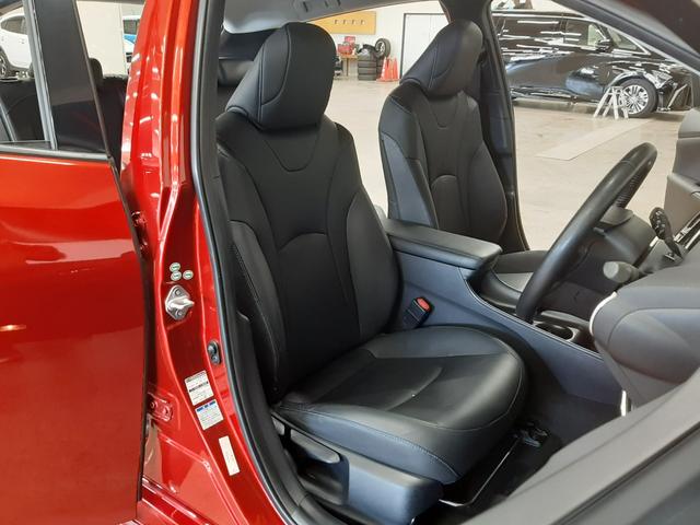 プリウス Sツーリングセレクション 4WD 寒冷地仕様 社外エアロ リモコンエンジンスターター 黒革シート シートヒーター ナビ フルセグTV バックカメラ ドライブレコーダー 前ガラス熱線 LEDヘッドライト LEDフォグ(29枚目)