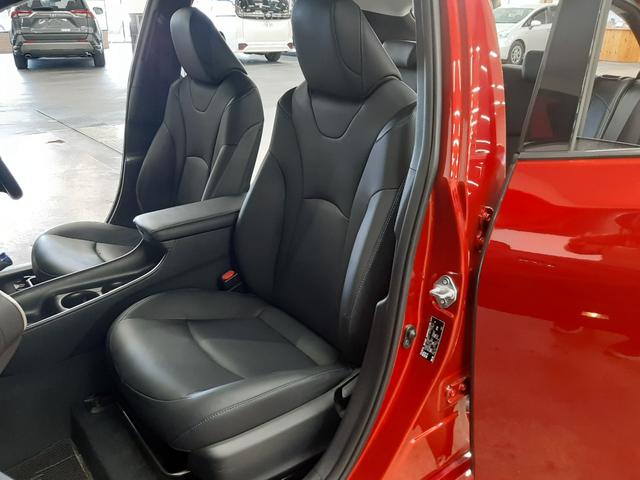 プリウス Sツーリングセレクション 4WD 寒冷地仕様 社外エアロ リモコンエンジンスターター 黒革シート シートヒーター ナビ フルセグTV バックカメラ ドライブレコーダー 前ガラス熱線 LEDヘッドライト LEDフォグ(31枚目)