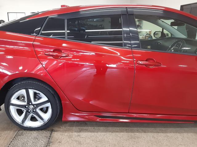 プリウス Sツーリングセレクション 4WD 寒冷地仕様 社外エアロ リモコンエンジンスターター 黒革シート シートヒーター ナビ フルセグTV バックカメラ ドライブレコーダー 前ガラス熱線 LEDヘッドライト LEDフォグ(42枚目)