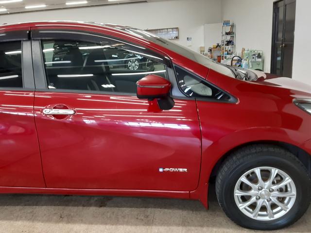 ノート ｅ－パワー　Ｘ　ＦＯＵＲ　４ＷＤ　純正ナビ　フルセグＴＶ　全周囲カメラ　ドライブレコーダー　クリアランスソナー　衝突軽減ブレーキ　スマートキー　ＬＥＤヘッドライト　Ｂｌｕｅｔｏｏｔｈオーディオ　ＥＴＣ２．０（45枚目）