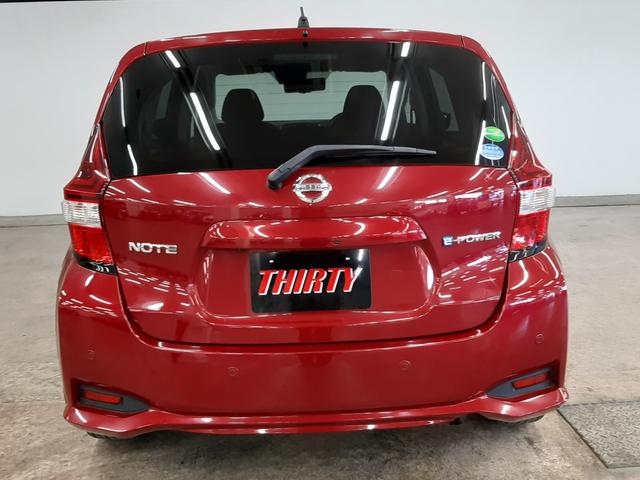 ノート ｅ－パワー　Ｘ　ＦＯＵＲ　４ＷＤ　純正ナビ　フルセグＴＶ　全周囲カメラ　ドライブレコーダー　クリアランスソナー　衝突軽減ブレーキ　スマートキー　ＬＥＤヘッドライト　Ｂｌｕｅｔｏｏｔｈオーディオ　ＥＴＣ２．０（48枚目）