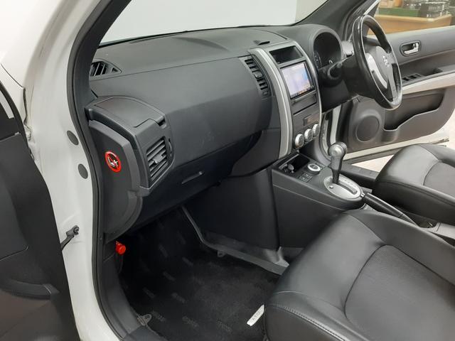 エクストレイル 20Xtt 4WD ナビTV 一部マット塗装 クルーズコントロール 前後席シートヒーター インテリジェントキー カプロンシート フォグランプ ヒルディセントコントロール(12枚目)