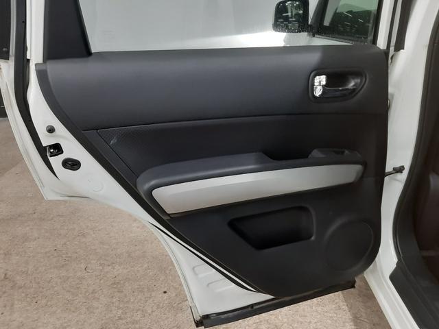 エクストレイル 20Xtt 4WD ナビTV 一部マット塗装 クルーズコントロール 前後席シートヒーター インテリジェントキー カプロンシート フォグランプ ヒルディセントコントロール(35枚目)