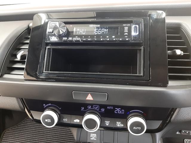 ■　装備３　■　フルオートエアコン　ドアミラーヒーター　ＣＤ　ＵＳＢ　ＡＵＸ接続