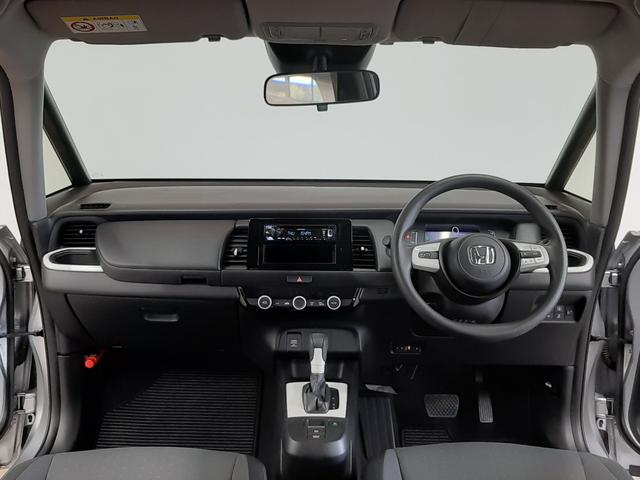 ■　内装　■　インストルメントパネル付近全景