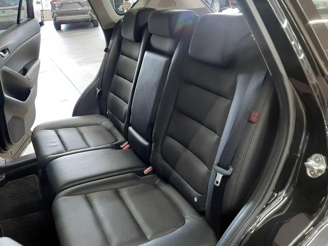 ■　左後席　■　助手席側２列目シートです。