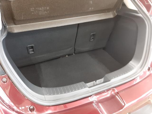 デミオ XDツーリング 4WD リモコンエンジンスターター レーダークルコン ナビTV バックカメラ シートヒーター スマートキー 衝突軽減ブレーキ ブラインドスポットモニター ヘッドアップディスプレイ 誤発進抑制(後退時)(14枚目)