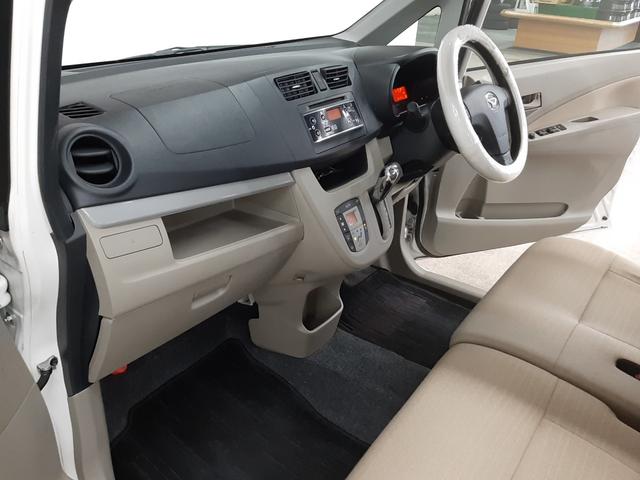 ■　助手席　■　助手席です。車内オゾンクリーニング、ボディ研磨＆コーティング等各種オプション作業も可能です。