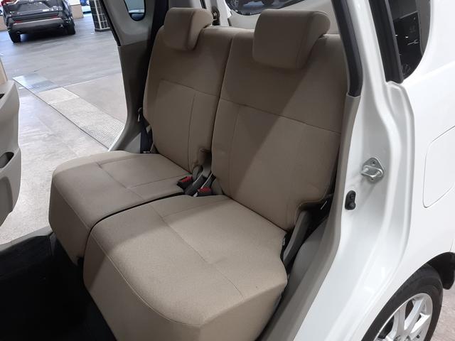 ■　左後席　■　助手席側２列目シートです。