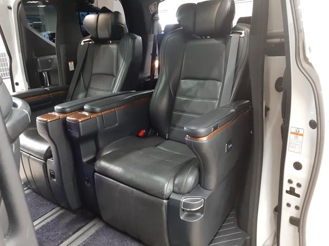 ヴェルファイア 3.5エグゼクティブラウンジ 4WD 寒冷地 モデリスタエアロ 2サンルーフ レーダークルコン 黒革電動シート ドラレコ シートヒーター 両側電動スライド 後席温熱冷感シート フリップダウンモニター 電動バックドア ステアヒーター(13枚目)